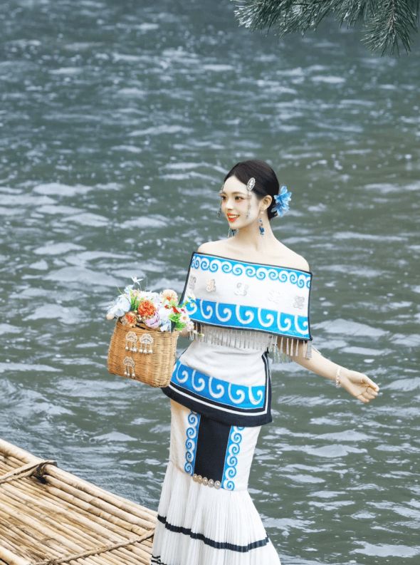 暑假去恩施旅游五天四晚路线攻略恩施旅游五天四晚超全行程规划(图2)