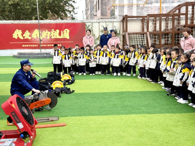 从“加速度”到“有温度”看阎良如何书写“成长”与“希望”(图11)