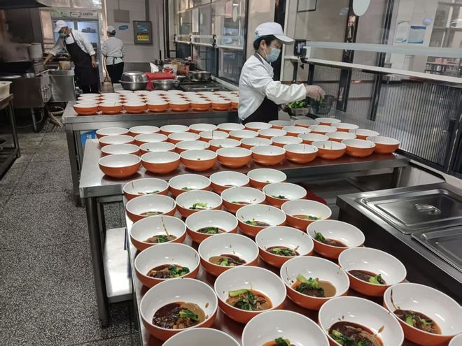 从“加速度”到“有温度”看阎良如何书写“成长”与“希望”(图15)