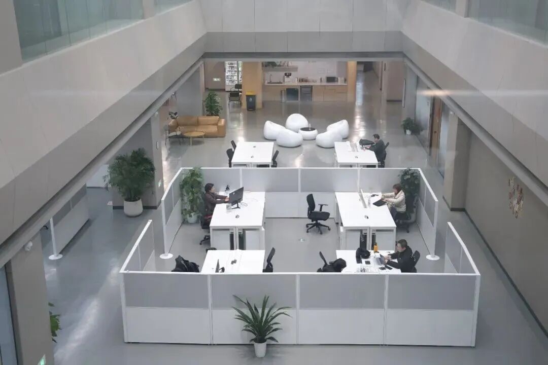 浙江宣传 丨“一人公司”何以“一人成军”(图2)