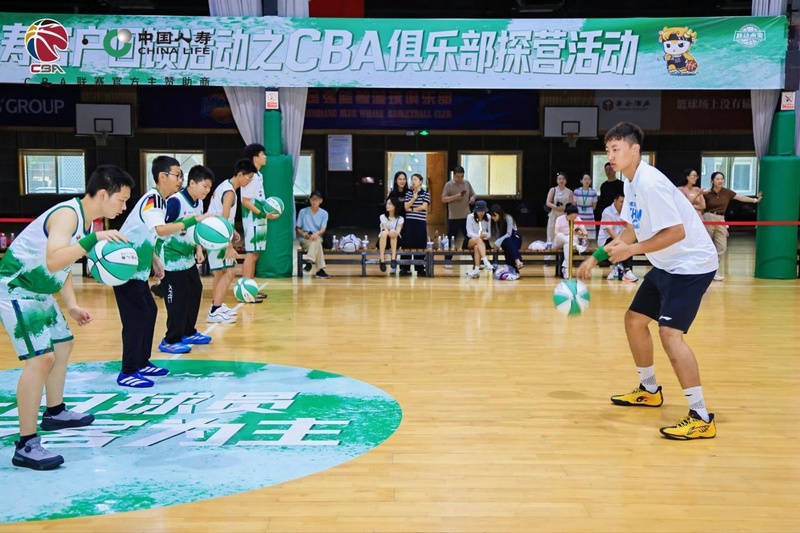 中国人寿四川省分公司“一日球员反客为主”CBA俱乐部探营活动(图6)