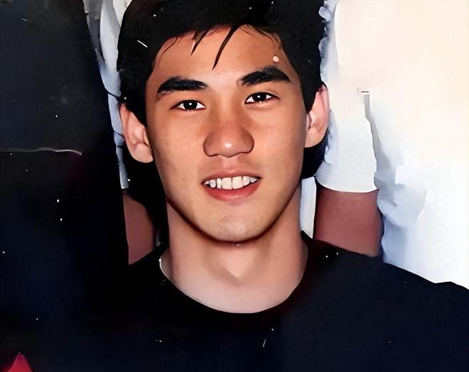 吴大维现状：住上海独栋豪宅59岁身材发福5岁可爱女儿好像他(图5)