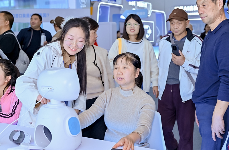 专访讯飞医疗总裁陶晓东：让AI成为每个医生的诊疗助理、每个人的健康助手(图2)