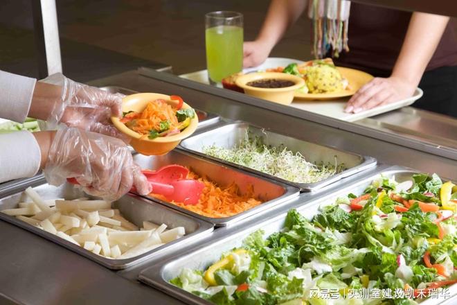 从营养科学到日常膳食：每卡营养配餐系统的落地逻辑与行业价值