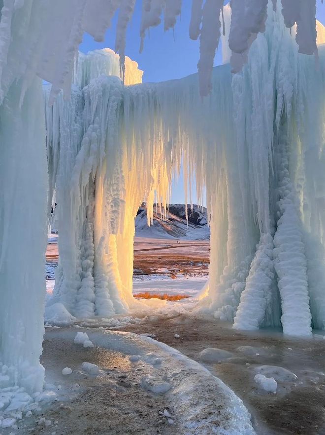 新疆八日跟团游全解析：价格明细+行程安排轻松规划新疆之旅